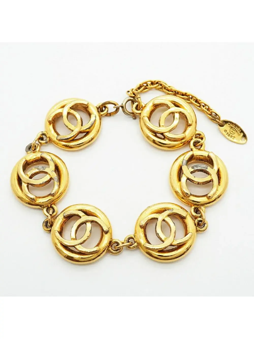 Chanel Cc Logo Circle Bracelet Metal #357923C70B